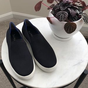 Rothy’s THE SNEAKER black solid